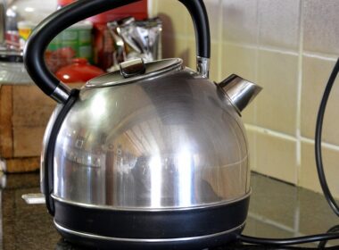 electric kettle, kitchenware, appliance